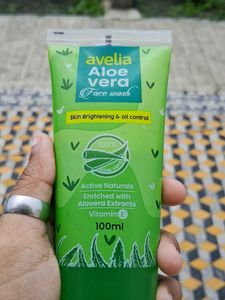 Avelia Aloe Vera Face Wash