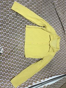 yellow shirt