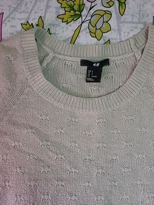 Soft H&amp;m Sweater Size: Small ,Bust :32 to 34