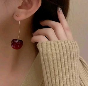 Cherry Earring 🍒