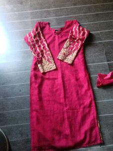 Elegant Pink Embroidered Kurta Set