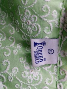 Queen Shield Light Green Chikankari Kurta/ Size: XL