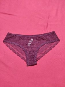 Victoria Brief Size M