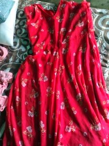 I&#39;m Selling Girls Suit