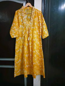 3 Piece Beautiful V-neck Pure Cotton Suit
