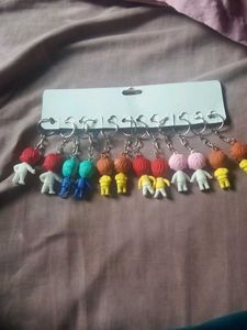 Excellent Unused Pack Of 12 Keychains.