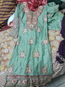 Elegant Green Embroidered Kurta Set