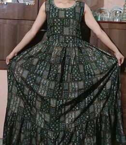 Designer Gown On Moti Work