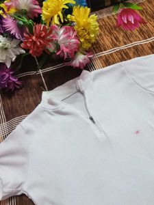 White T-Shirt with Zipper