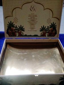 Golden JewelleryBox