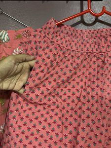 Rangmanch Floral Kurta and Pants Set