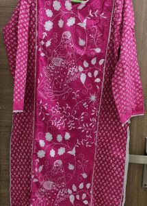 Women Embroidered Kurta
