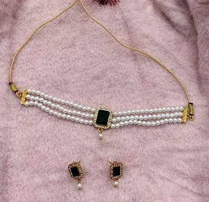 Women Green &amp; White Pearl Jewellery Sets