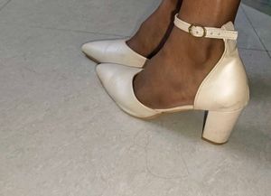 Cream Pointed Toe Flats