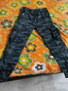 Boys Full Pant 6 Pocket For 6 To 10 Years