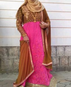Mehedi And Pink Colour Wedding Gown L