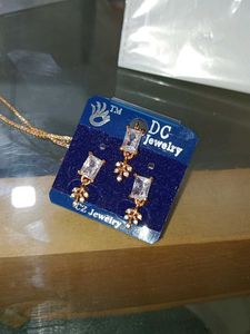 Chain With Pandent and Earings