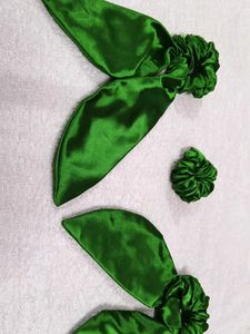 Green Scrunchie Set