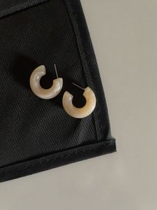 Hoop Earrings 🍑