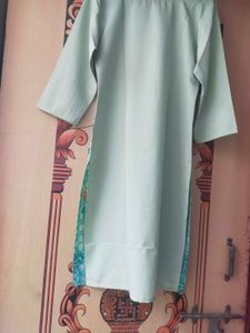 AHIKA KURTA