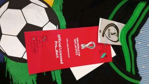 Qatar 2022 Official Merchandise || T-shirt For Women &amp; Men || Size - M || 100% Cotton || *ONLY CASH OFFER ACCEPTED*