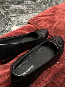 Black Synthetic Leather Ballerinas