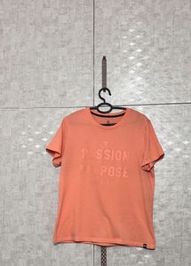 Under armour women’s top