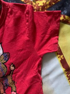 Red Valencia Bull Graphic Tee