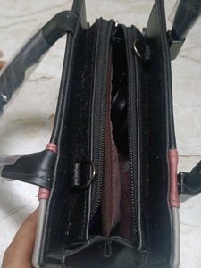 Classio Handbag