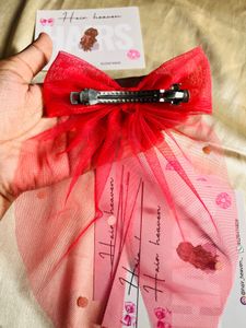 Pearl Bow Clip