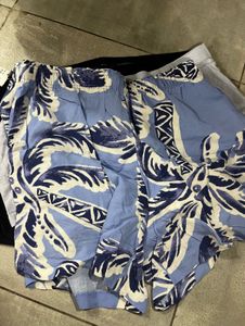 H&M Blue & White Patterned Shorts