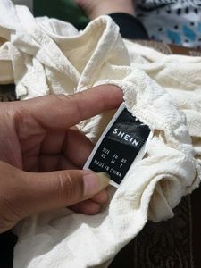 16J. SEXY SHEIN CUTE TOP