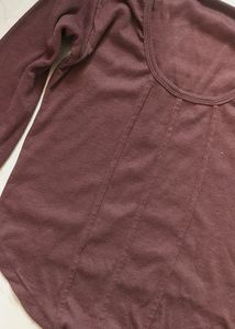 Full Sleeves Crop top