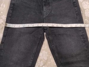 Zara Black Straight Leg Jeans