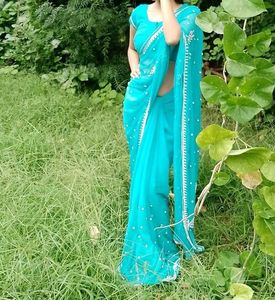 Beautiful Y2k Saree With Stiched Blouse