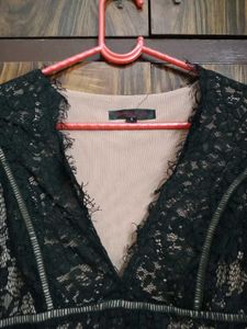 Lace dress for formal/party wear