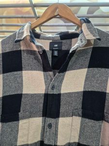 H&amp;M  Men&#39;s Plaid Flannel Shirt