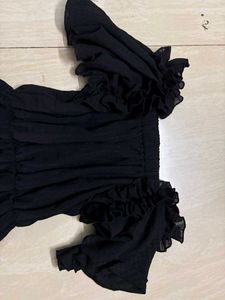 Chic Black Off-Shoulder Dress