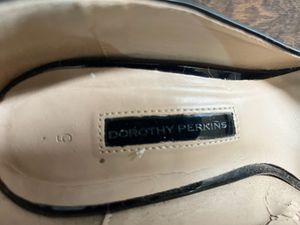 Women Heels Black Size 5