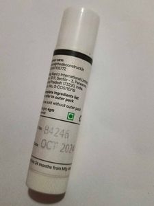 Remove Lip Pigmentation And Hydrates