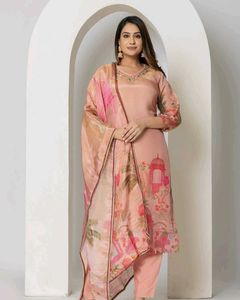 Party Wear Kurta Set With Fabric Chinon