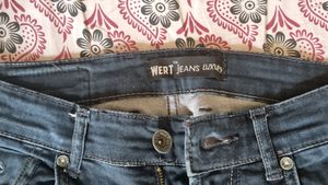 Mens - Size 30 - BRANDED - Wert Jeans