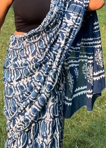 Elegant Indigo Printed Saree