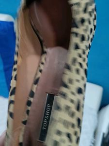 Chic Animal Print Heels