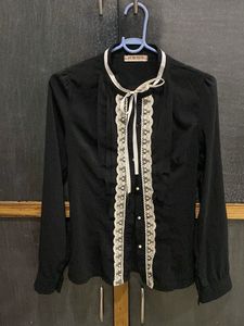 Fitted Black Maid Shirt