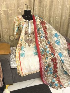 Pakistani Drss