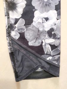 OLD NAVY Floral Print Ankle Length Leggings