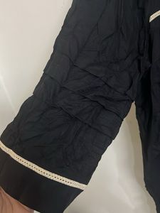 Zhenzi Black Crinkle Top