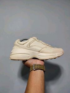 Authentic Gucci Rhyton Logo Sneakers 40 Euro