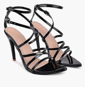 Black Strappy Heels🤩🥳Not Used
